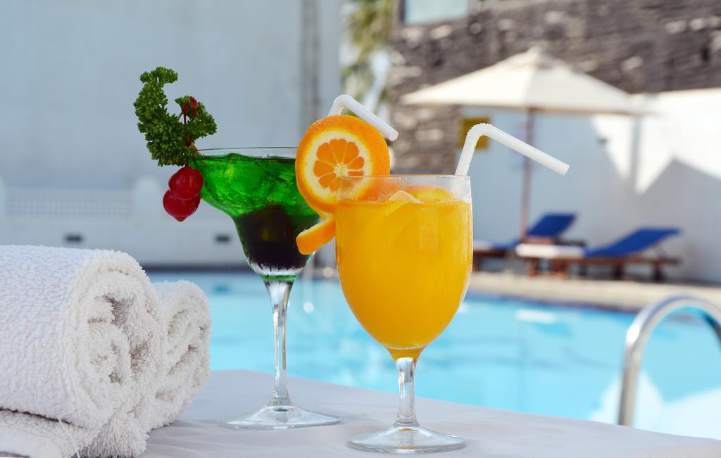 Mount Breeze Hotel Dehiwala-Mount Lavinia Bagian luar foto