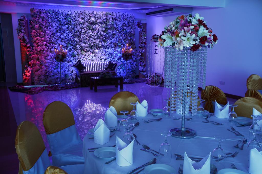 Mount Breeze Hotel Dehiwala-Mount Lavinia Bagian luar foto