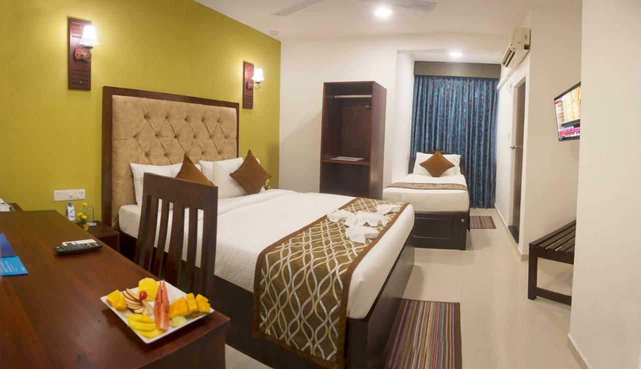 Mount Breeze Hotel Dehiwala-Mount Lavinia Bagian luar foto